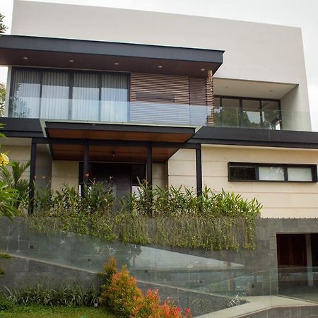 Villa Dago Pakar บันดุง ภายนอก รูปภาพ