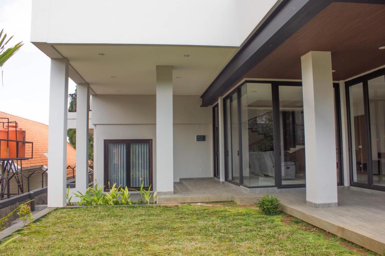 Villa Dago Pakar บันดุง ภายนอก รูปภาพ