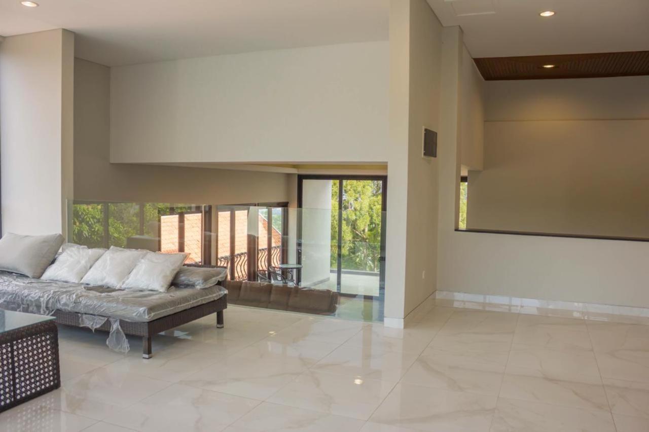Villa Dago Pakar บันดุง ภายนอก รูปภาพ